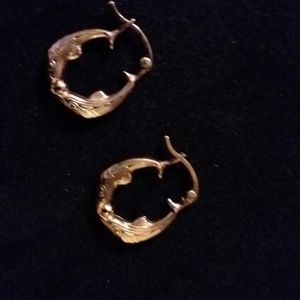 14 kt  gold, not plated ladies earrings
